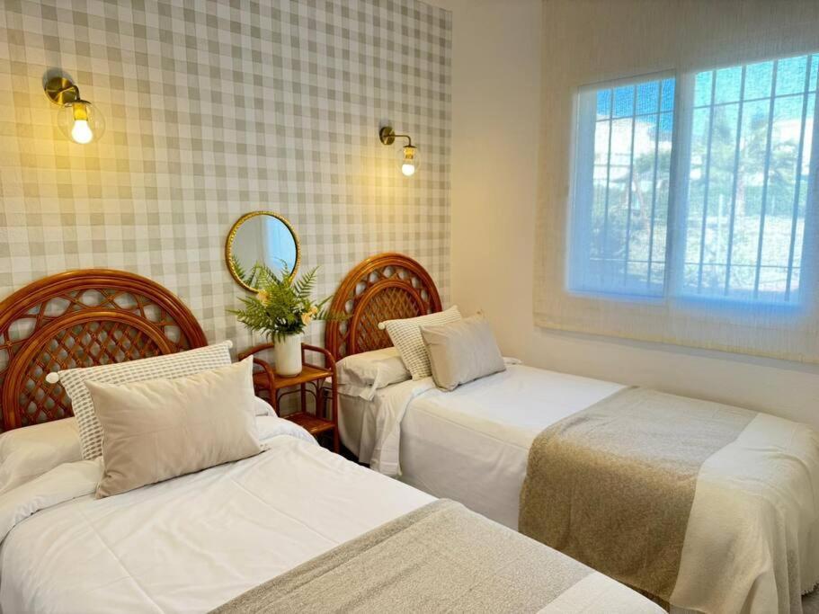 Nuevo Torrox Deluxe Beach & Piscina ภายนอก รูปภาพ